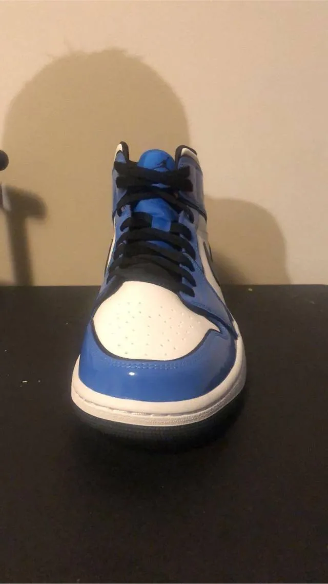 Air jordan 1 mid signal blue