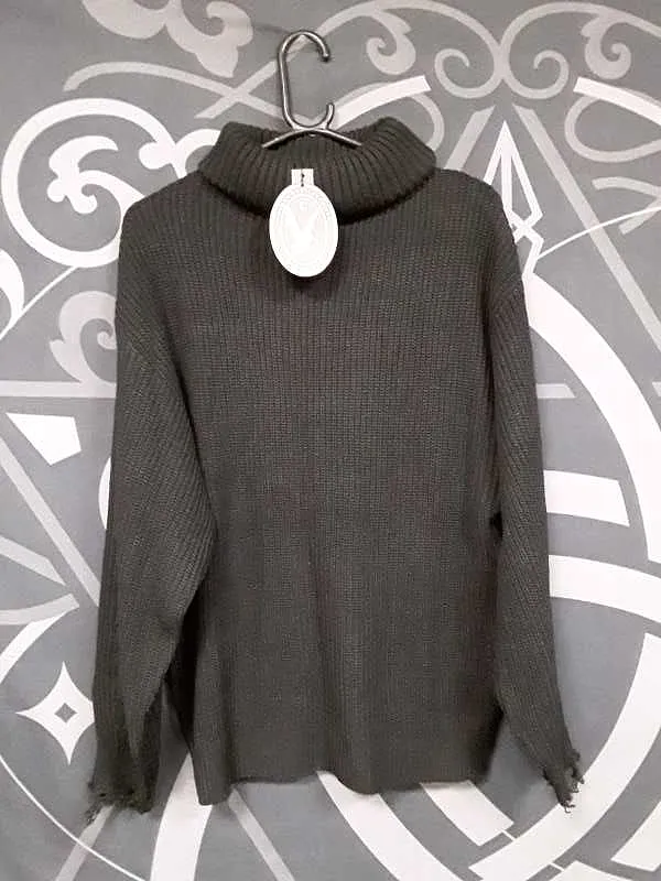 Corvus Sweater Resurrect