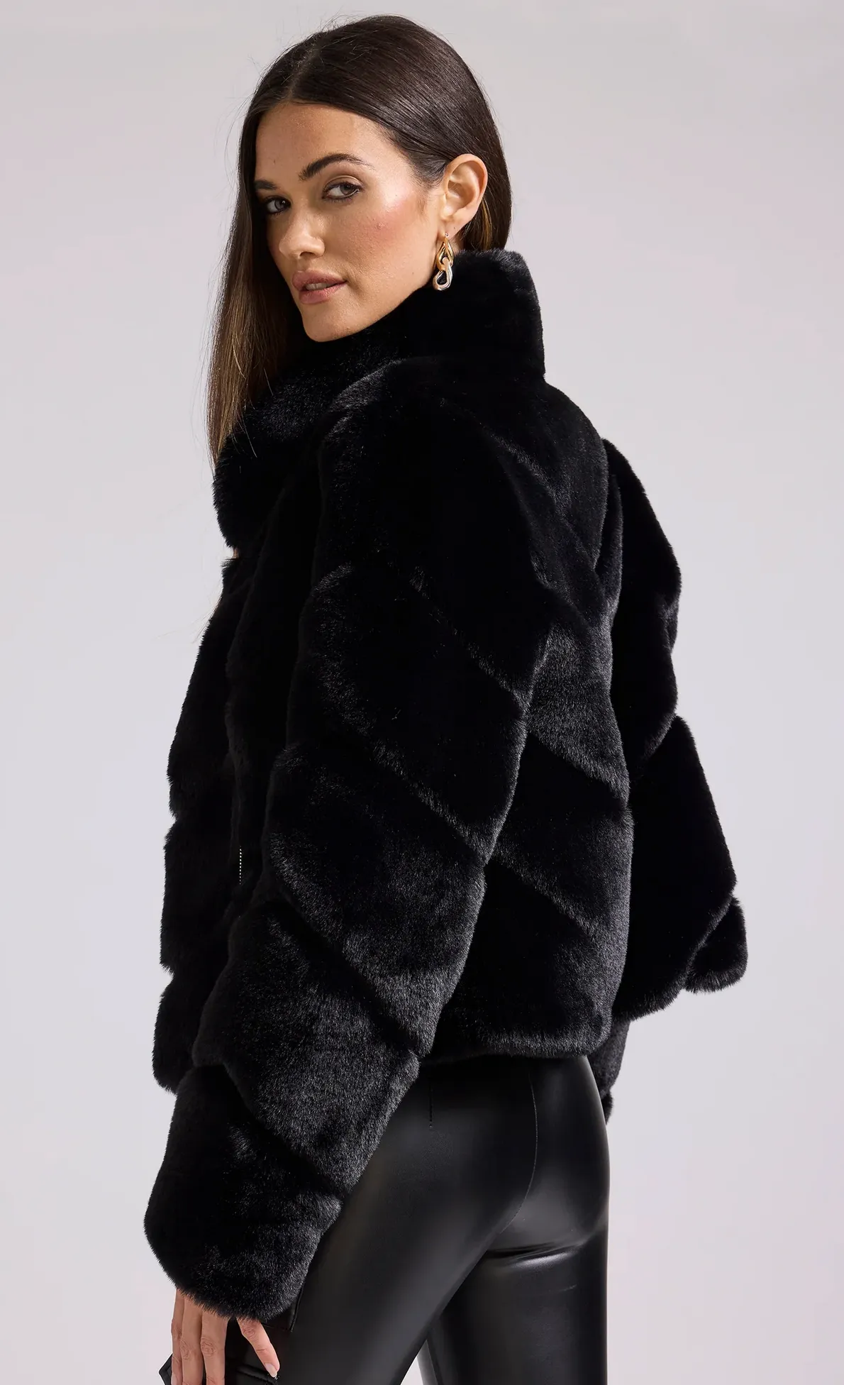 F23350-2gbt Generation Love Cici Faux Fur Jacket