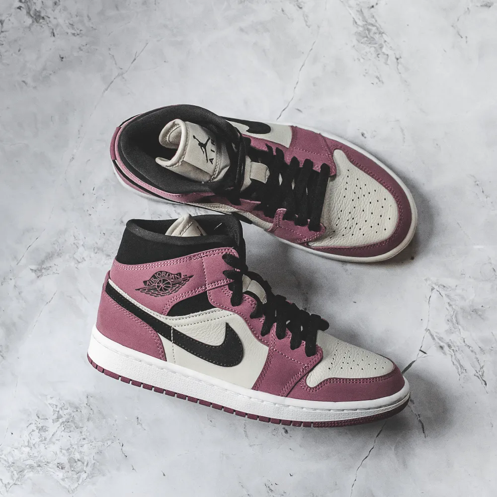 Jordan 1 Mid SE Light Mulberry (W)