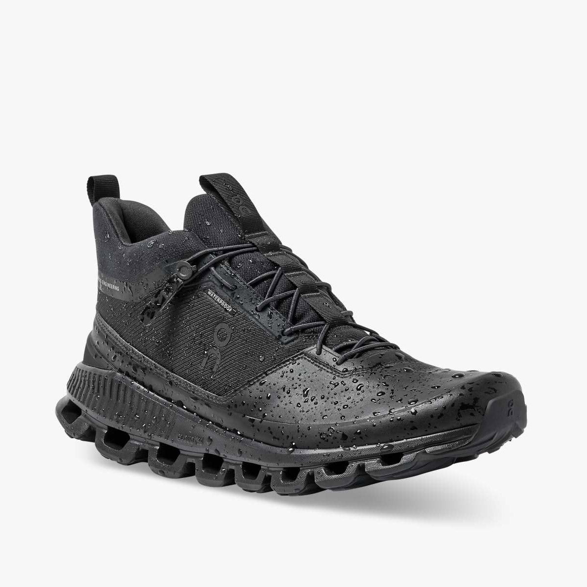 On Running - Cloud Hi Waterproof Boots in Black