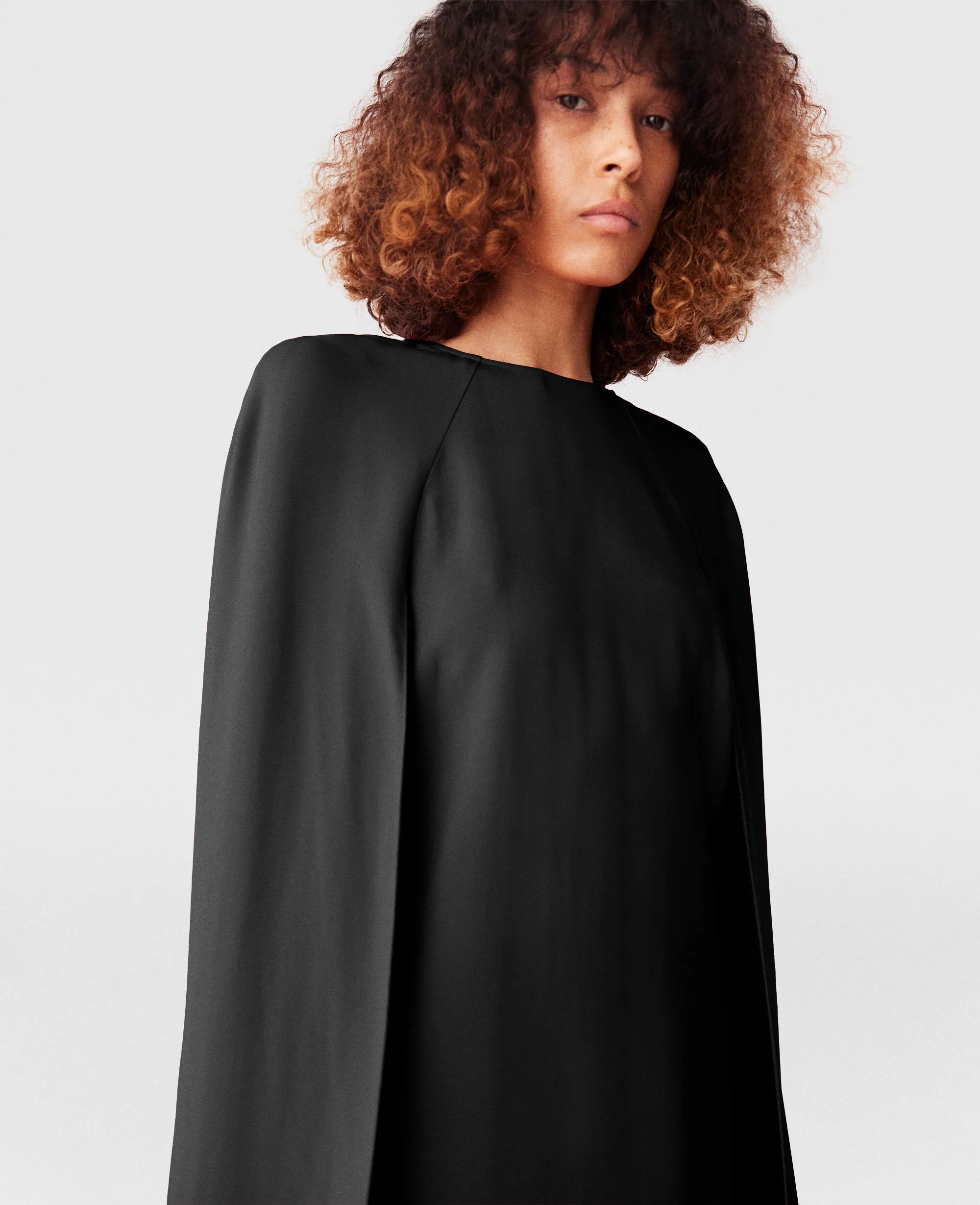 Round Neck Cape Midi Dress