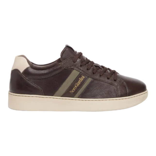 Sneakers da uomo  nero Cod: I303080U