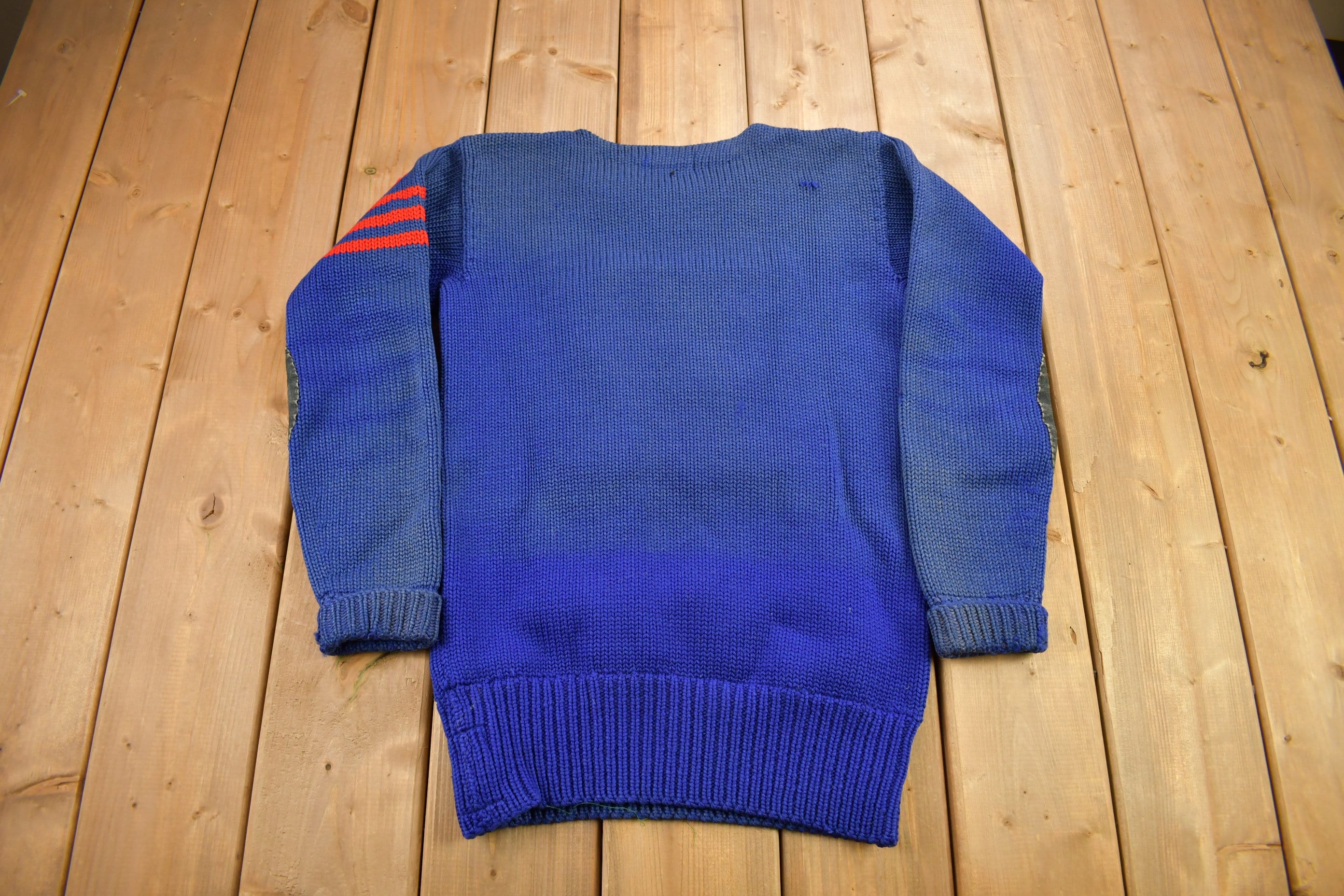 Vintage 1940s 100% Wool Collegiate Knit Crewneck Sweater / 